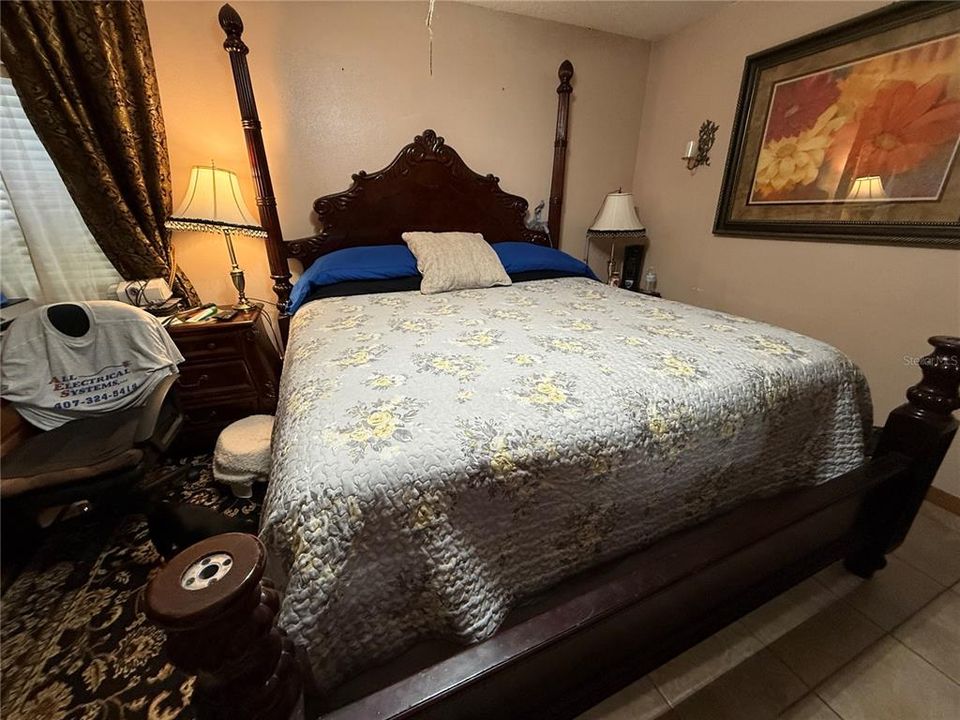 For Sale: $357,000 (2 beds, 2 baths, 1800 Square Feet)