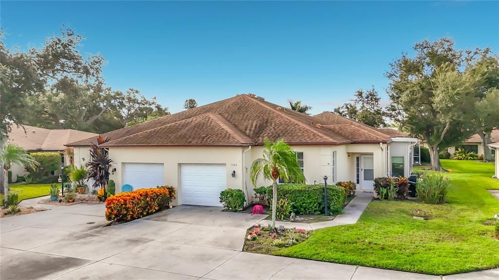 For Sale: $264,000 (2 beds, 2 baths, 1531 Square Feet)