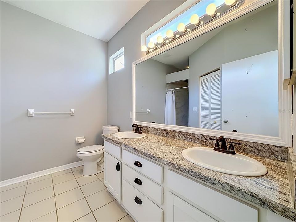 For Sale: $264,000 (2 beds, 2 baths, 1531 Square Feet)