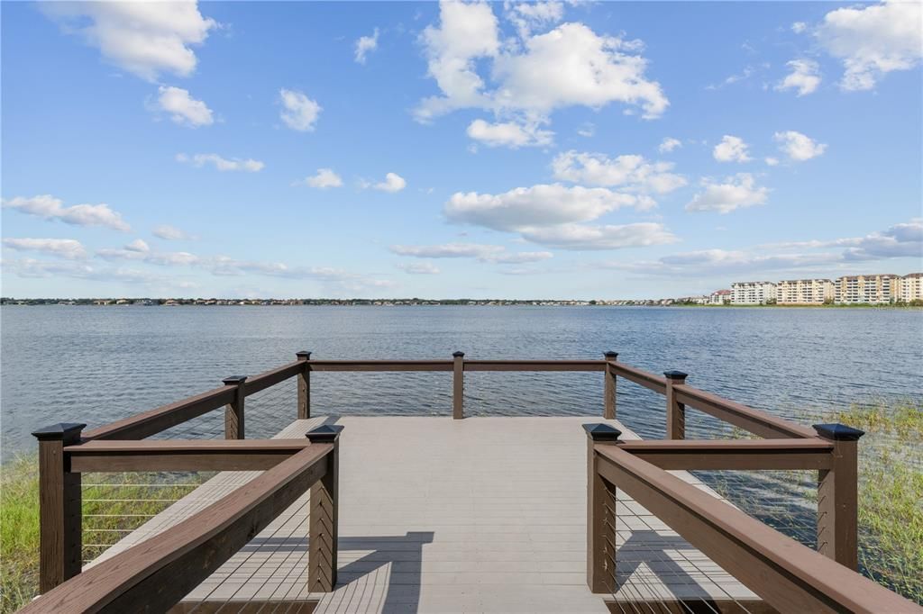 For Sale: $210,000 (2 beds, 2 baths, 1003 Square Feet)