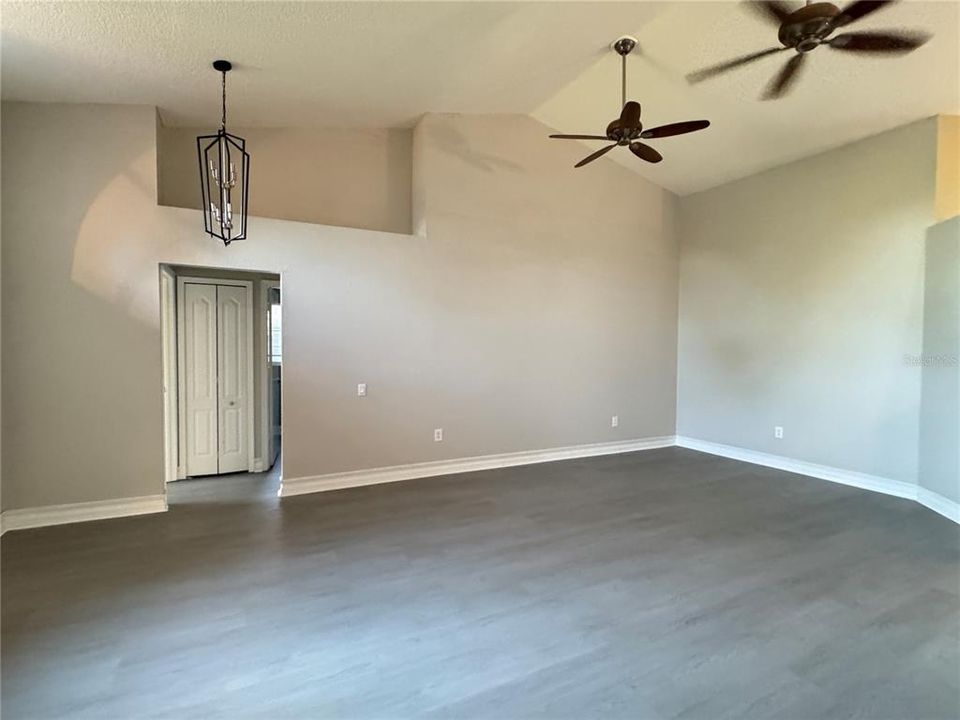 For Rent: $2,295 (3 beds, 2 baths, 1632 Square Feet)