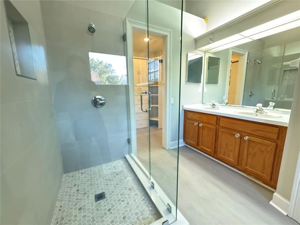 For Rent: $2,295 (3 beds, 2 baths, 1632 Square Feet)