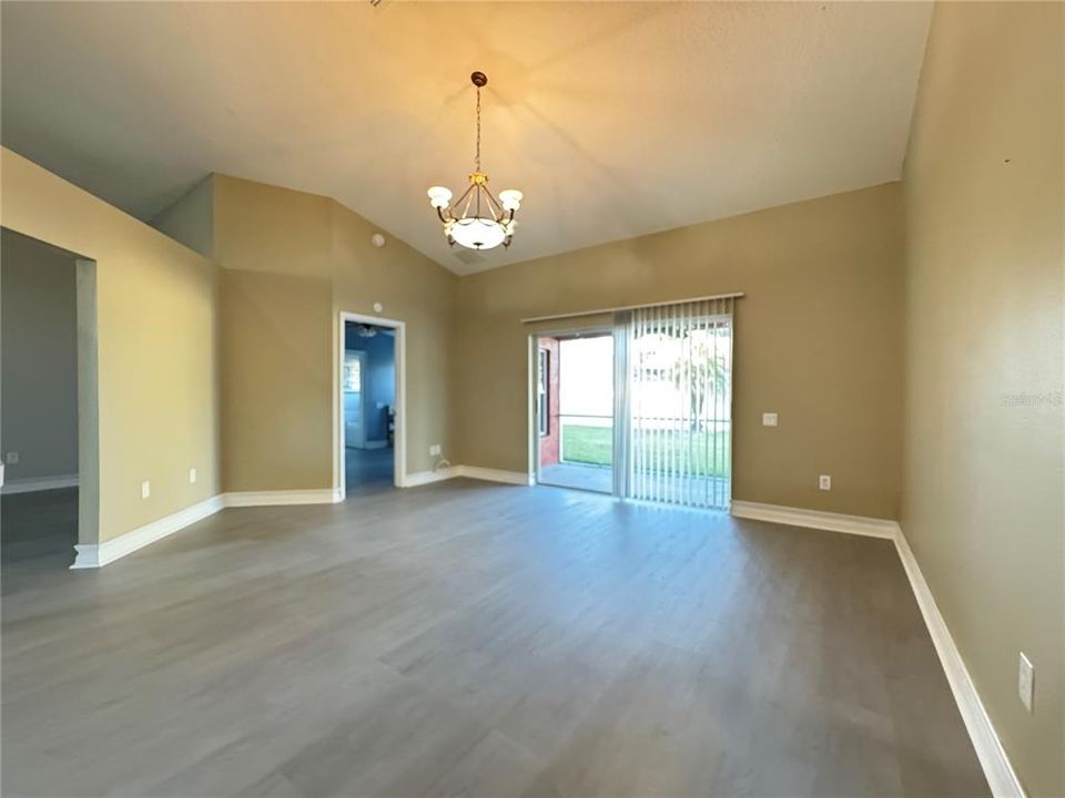 For Rent: $2,295 (3 beds, 2 baths, 1632 Square Feet)