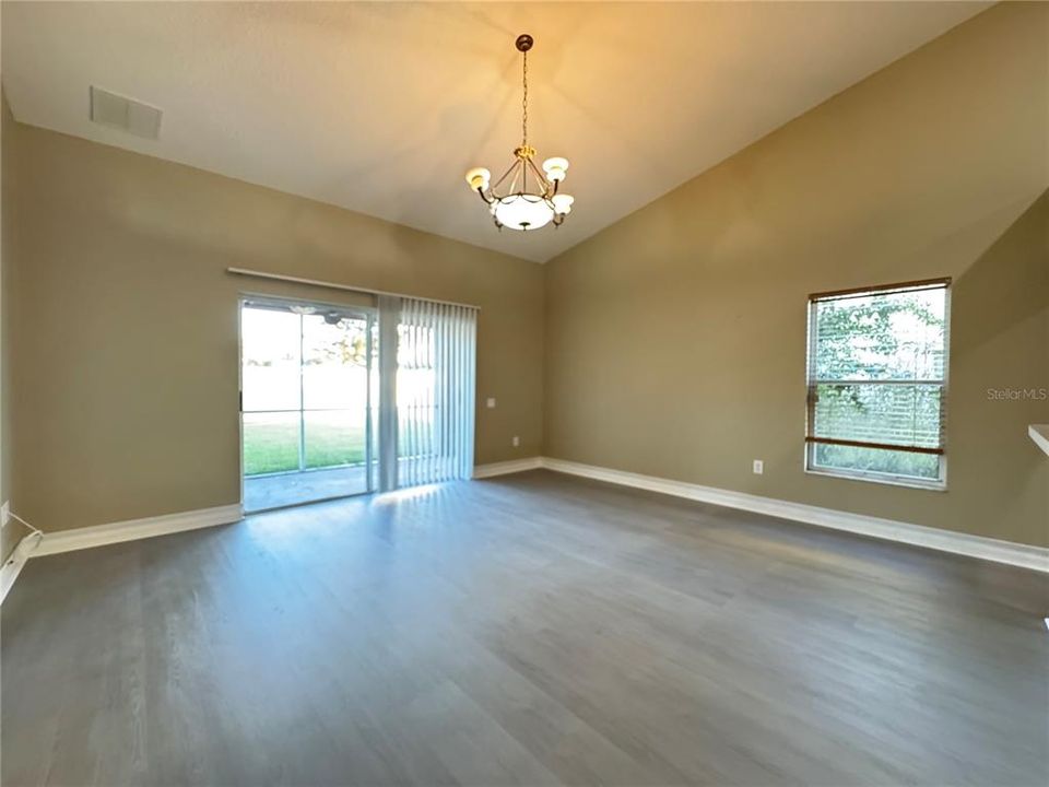 For Rent: $2,295 (3 beds, 2 baths, 1632 Square Feet)