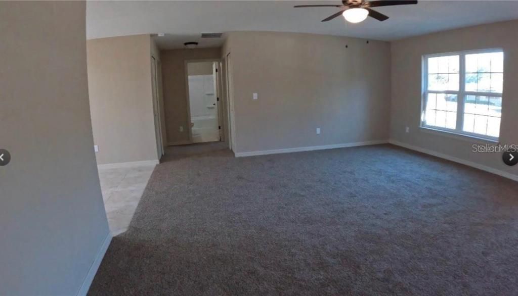 For Rent: $1,900 (3 beds, 2 baths, 1332 Square Feet)