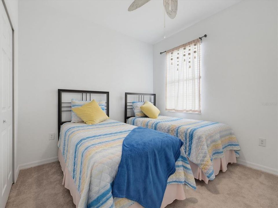 For Sale: $312,000 (3 beds, 2 baths, 1949 Square Feet)