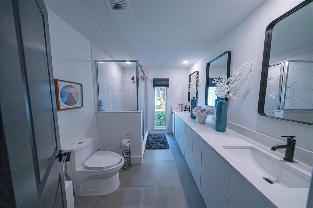For Sale: $1,600,000 (4 beds, 3 baths, 3378 Square Feet)