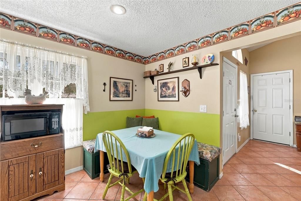 En Venta: $280,000 (2 camas, 2 baños, 1025 Pies cuadrados)