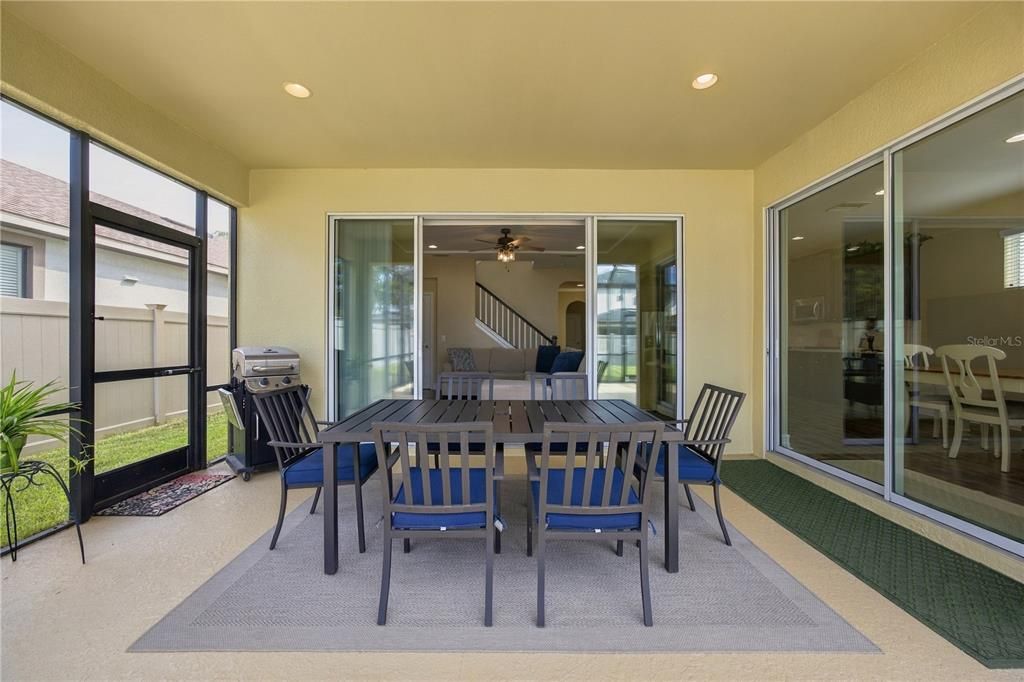En Venta: $620,000 (3 camas, 2 baños, 2437 Pies cuadrados)