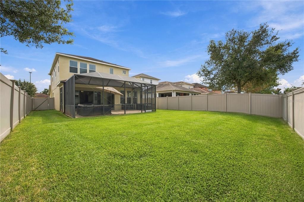 En Venta: $620,000 (3 camas, 2 baños, 2437 Pies cuadrados)