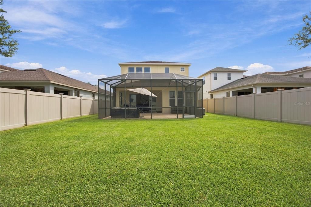 En Venta: $620,000 (3 camas, 2 baños, 2437 Pies cuadrados)
