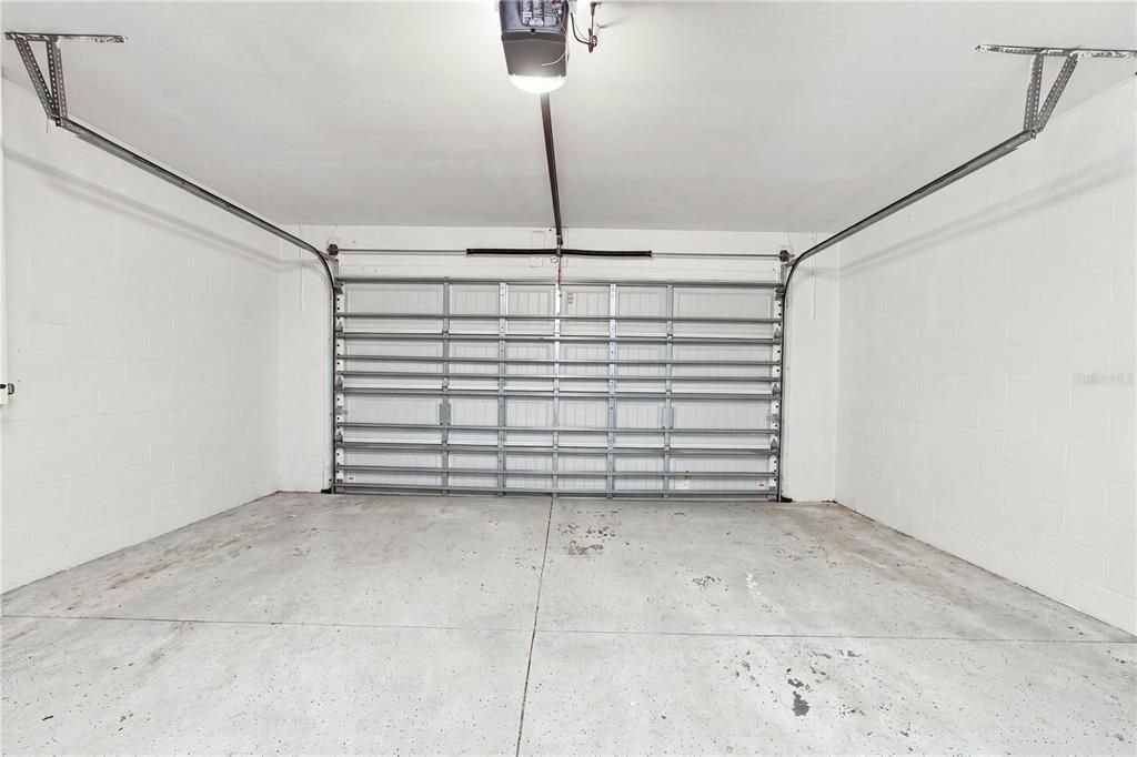 En Venta: $620,000 (3 camas, 2 baños, 2437 Pies cuadrados)