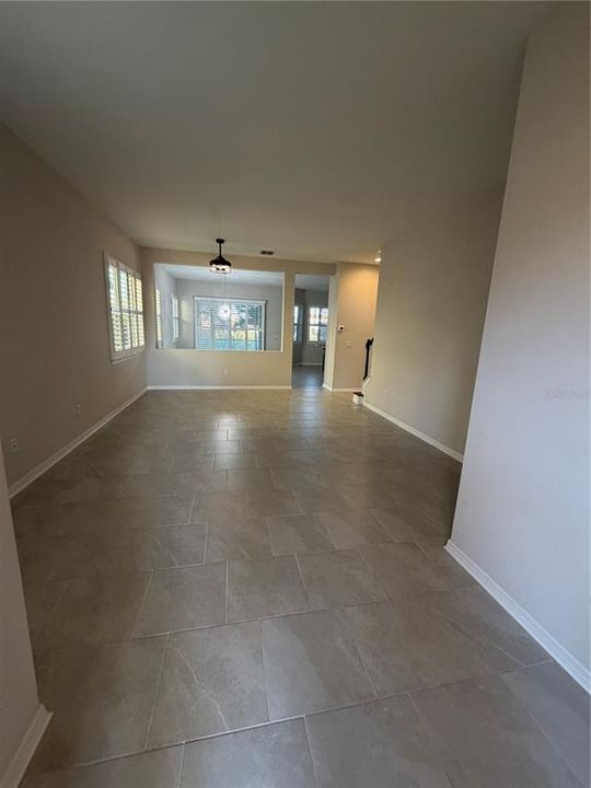 For Sale: $849,000 (5 beds, 3 baths, 2870 Square Feet)