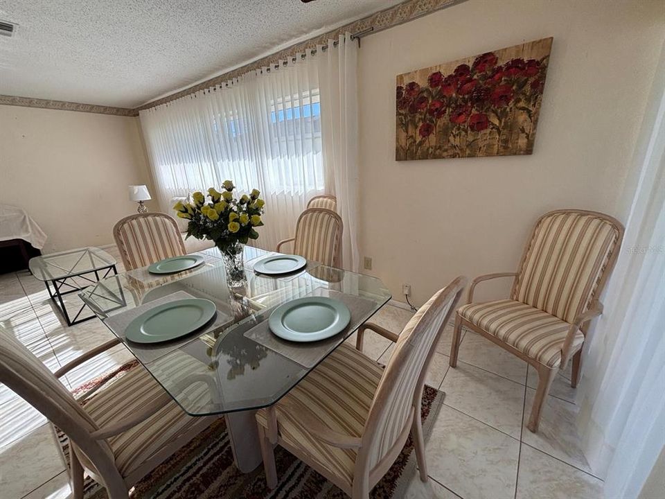 For Sale: $215,000 (3 beds, 2 baths, 1421 Square Feet)