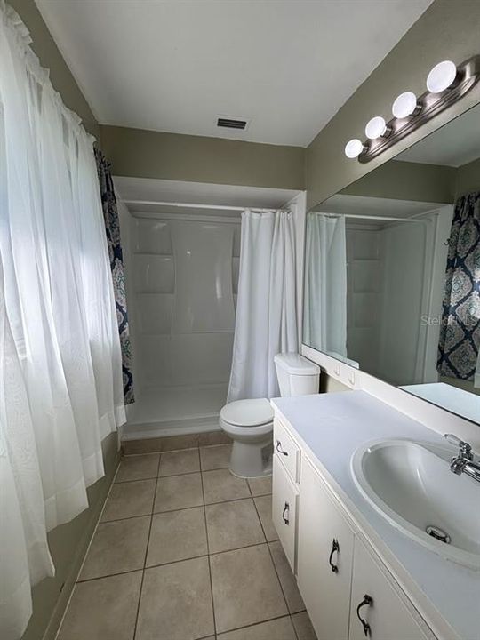 For Sale: $215,000 (3 beds, 2 baths, 1421 Square Feet)