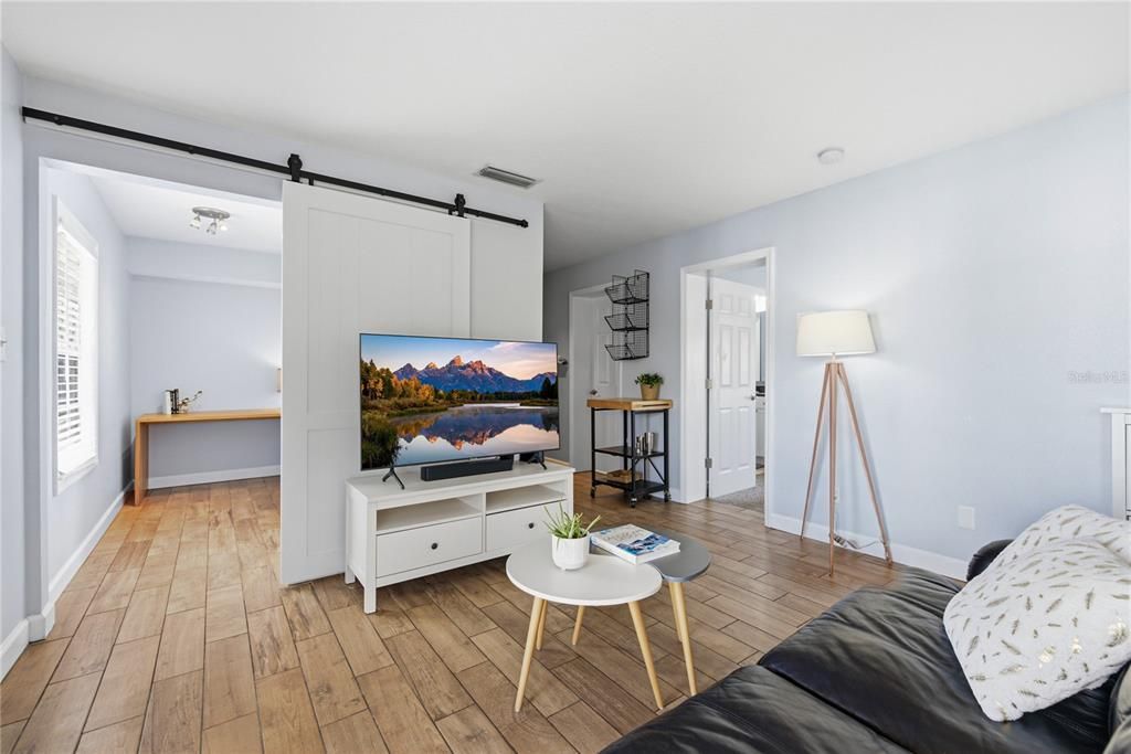 В аренду: $2,500 (1 спален, 1 ванн, 823 Квадратных фут)