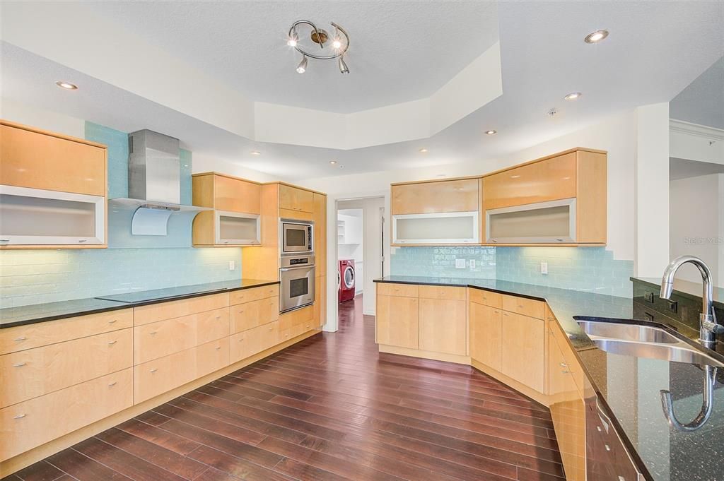 For Sale: $629,400 (3 beds, 3 baths, 3147 Square Feet)