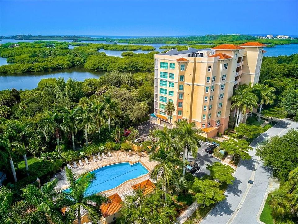 For Sale: $629,400 (3 beds, 3 baths, 3147 Square Feet)