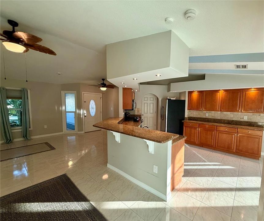 For Sale: $499,900 (3 beds, 2 baths, 1619 Square Feet)
