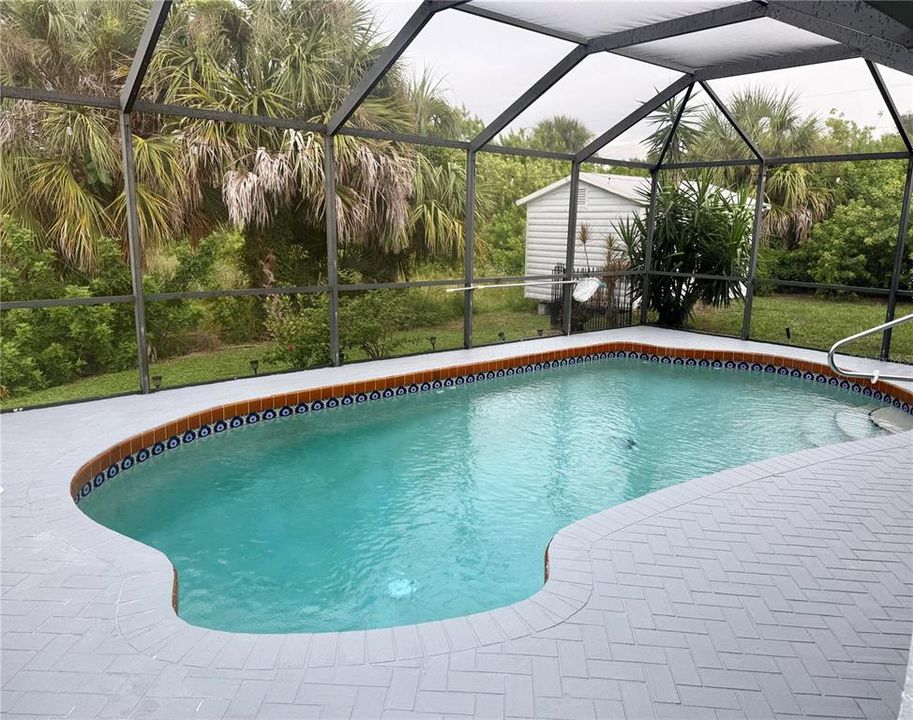 For Sale: $499,900 (3 beds, 2 baths, 1619 Square Feet)