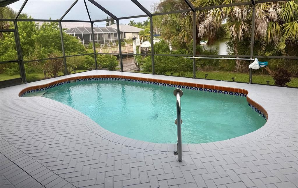 For Sale: $499,900 (3 beds, 2 baths, 1619 Square Feet)