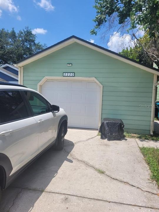 待售: $160,000 (2 贝兹, 2 浴室, 1027 平方英尺)