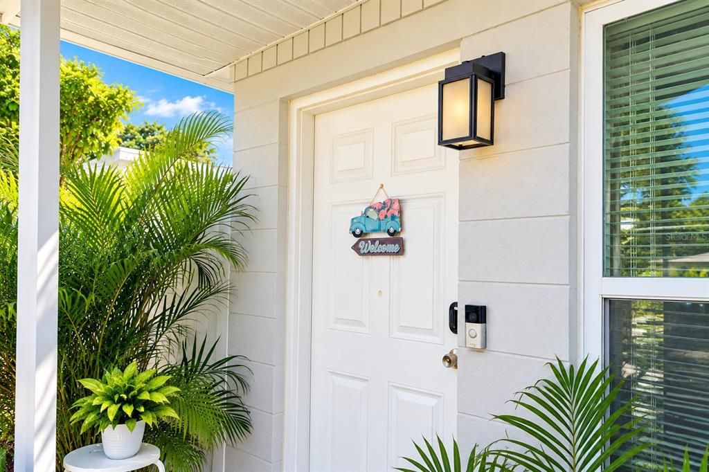 For Sale: $349,000 (3 beds, 1 baths, 1092 Square Feet)