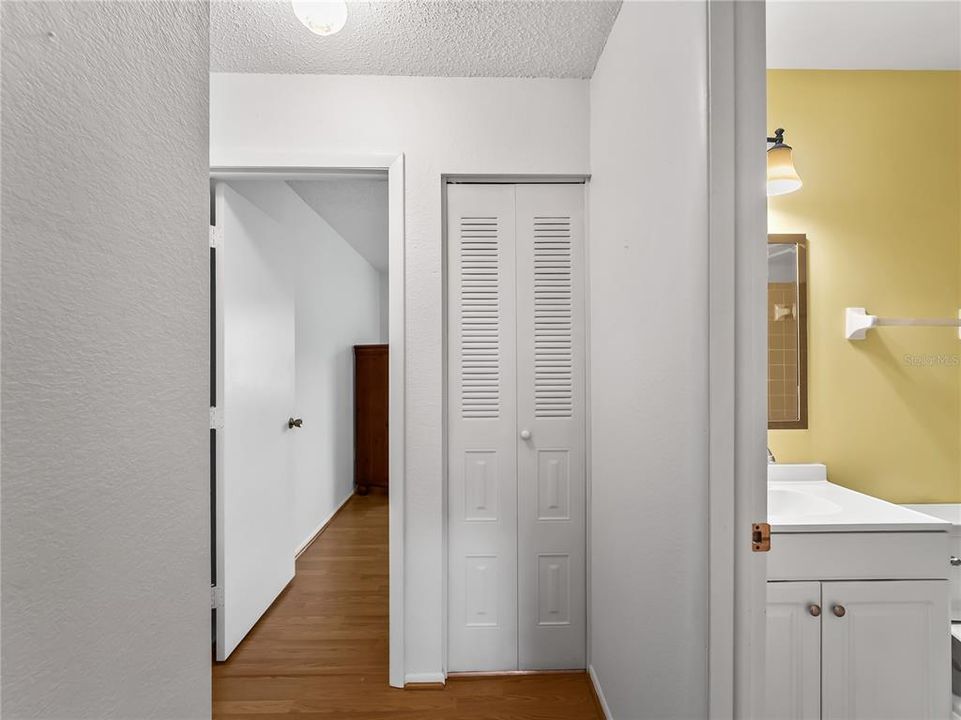 En Venta: $194,500 (3 camas, 2 baños, 904 Pies cuadrados)