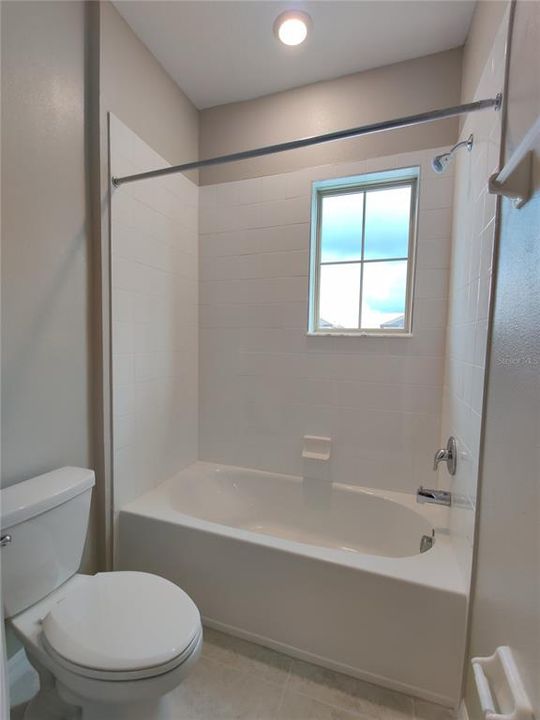 For Sale: $299,900 (3 beds, 2 baths, 1807 Square Feet)