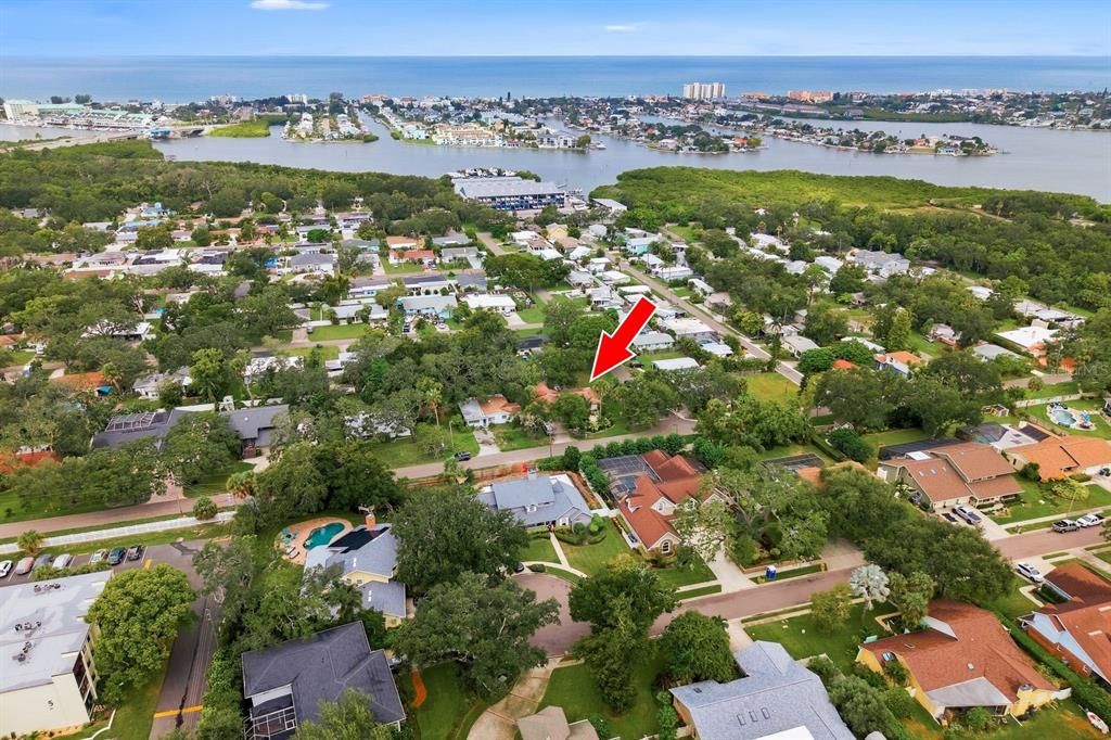For Sale: $569,900 (3 beds, 2 baths, 1597 Square Feet)