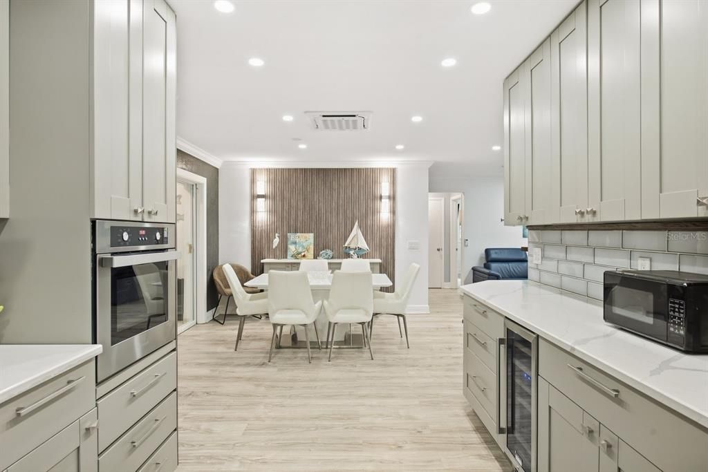 For Sale: $569,900 (3 beds, 2 baths, 1597 Square Feet)