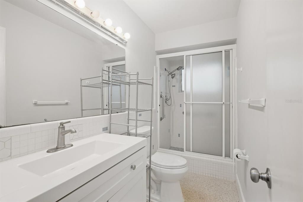 For Sale: $569,900 (3 beds, 2 baths, 1597 Square Feet)