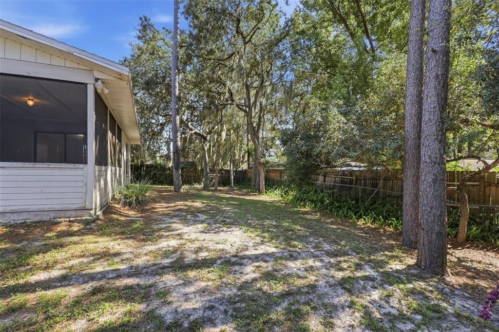 For Sale: $269,900 (3 beds, 2 baths, 1420 Square Feet)