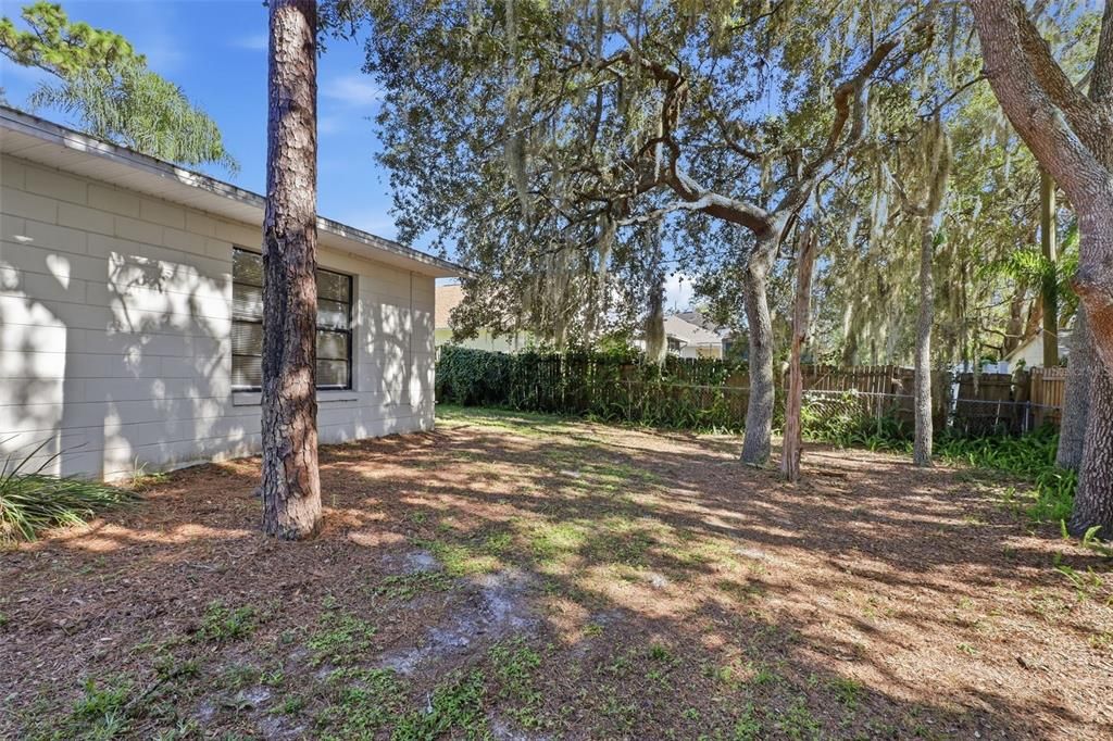 For Sale: $269,900 (3 beds, 2 baths, 1420 Square Feet)