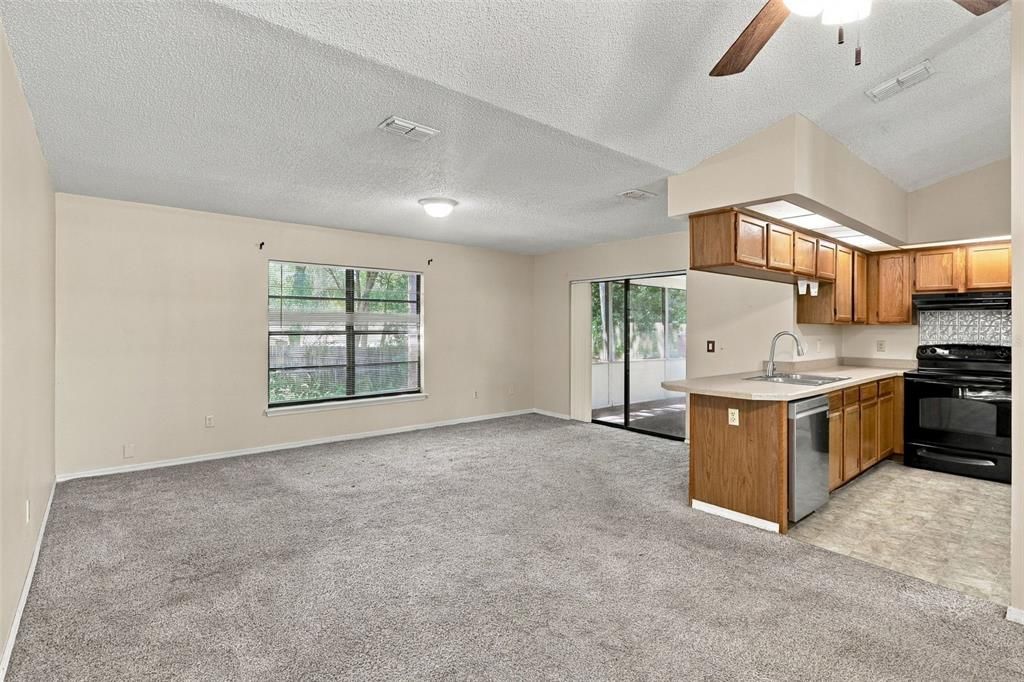 For Sale: $269,900 (3 beds, 2 baths, 1420 Square Feet)