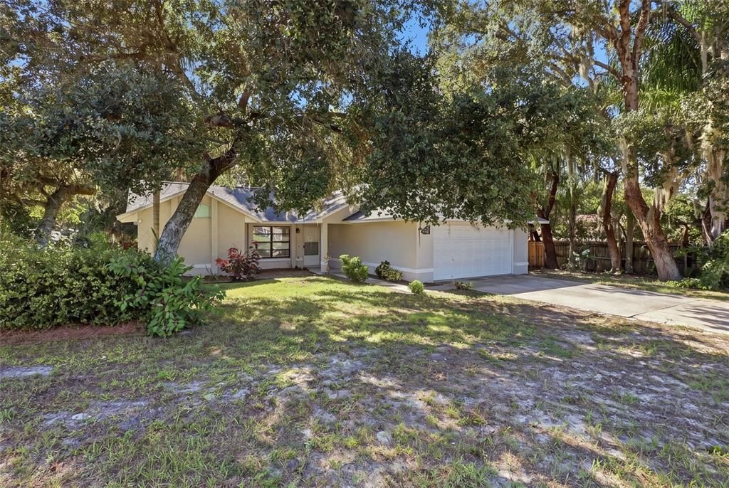 For Sale: $269,900 (3 beds, 2 baths, 1420 Square Feet)