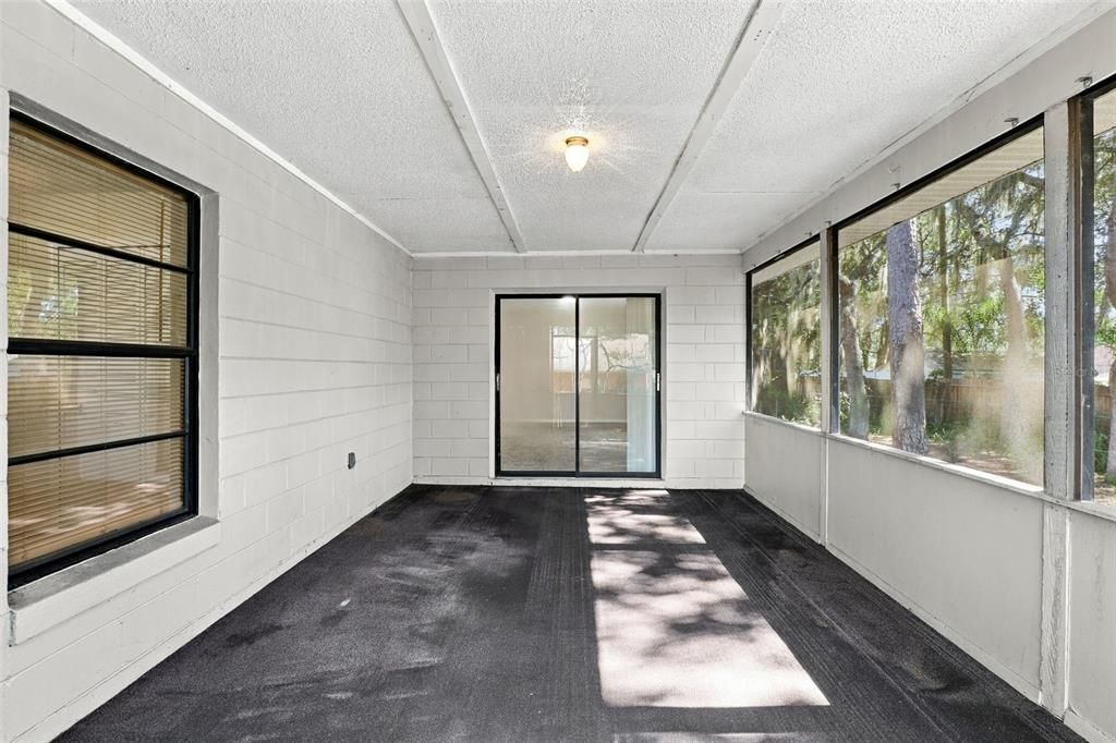 For Sale: $269,900 (3 beds, 2 baths, 1420 Square Feet)