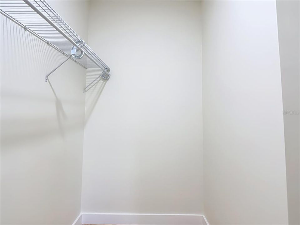For Rent: $2,450 (5 beds, 3 baths, 2467 Square Feet)