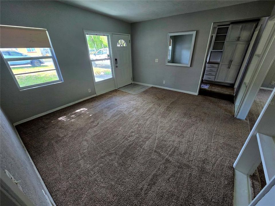En Venta: $214,900 (3 camas, 2 baños, 1326 Pies cuadrados)