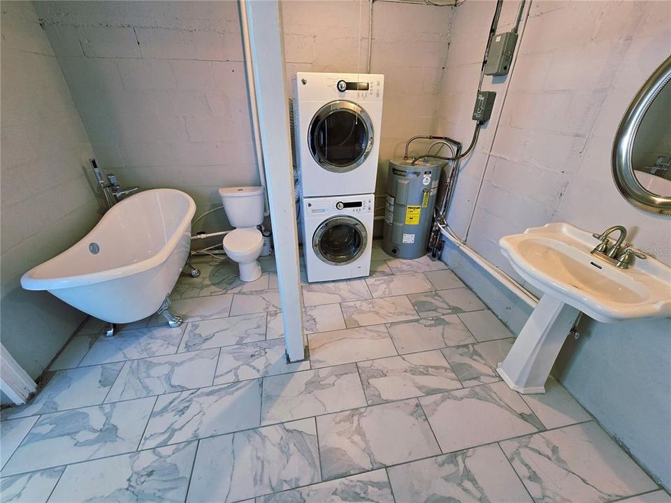En Venta: $214,900 (3 camas, 2 baños, 1326 Pies cuadrados)
