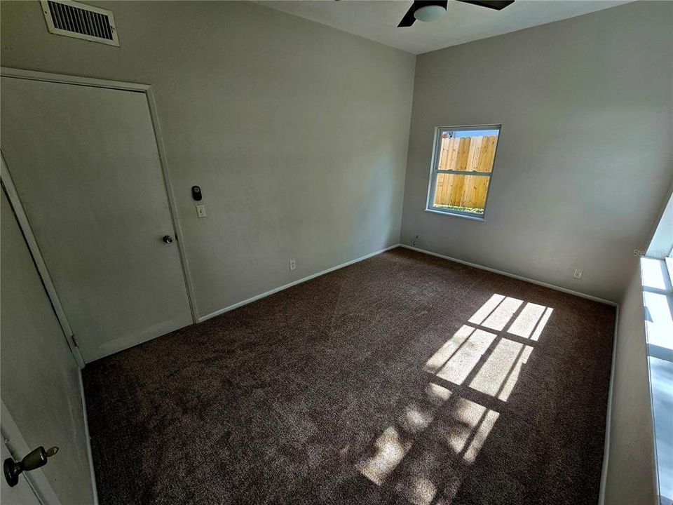 En Venta: $214,900 (3 camas, 2 baños, 1326 Pies cuadrados)
