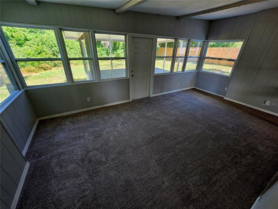 En Venta: $214,900 (3 camas, 2 baños, 1326 Pies cuadrados)