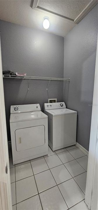 В аренду: $1,600 (2 спален, 2 ванн, 1261 Квадратных фут)
