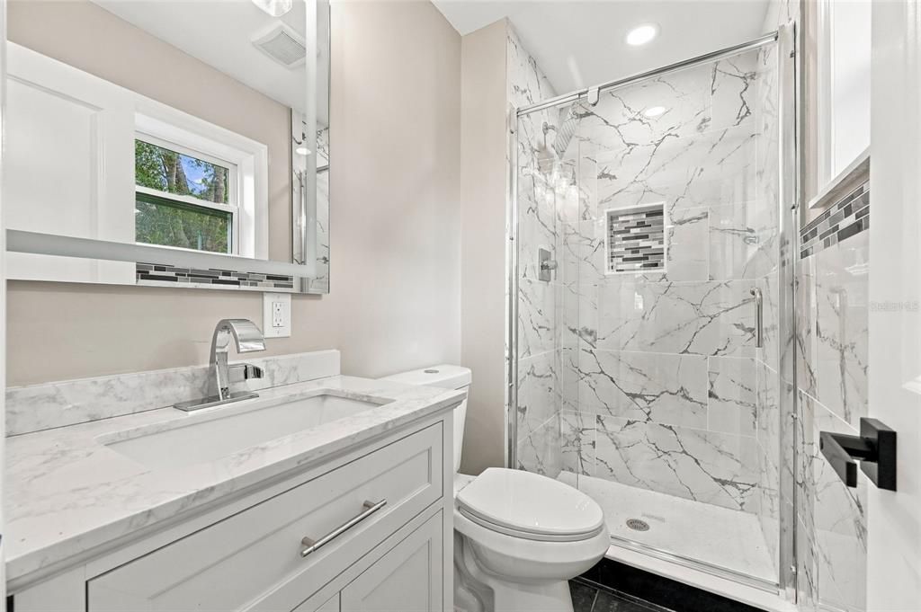 For Sale: $385,000 (4 beds, 2 baths, 1171 Square Feet)