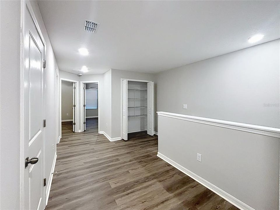 For Sale: $309,900 (3 beds, 2 baths, 1634 Square Feet)