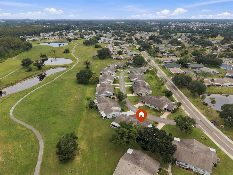 For Sale: $179,000 (2 beds, 2 baths, 1008 Square Feet)