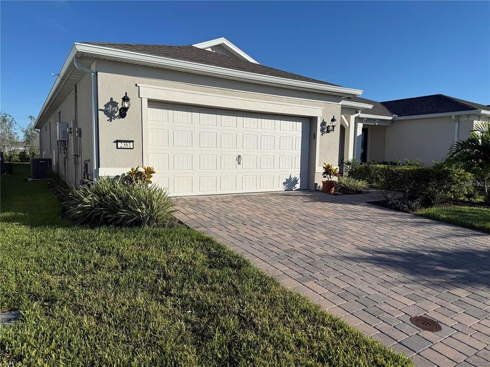 For Sale: $459,900 (2 beds, 2 baths, 1650 Square Feet)