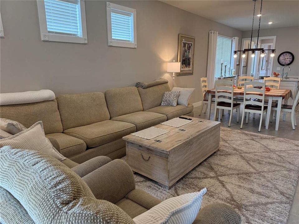 For Sale: $459,900 (2 beds, 2 baths, 1650 Square Feet)