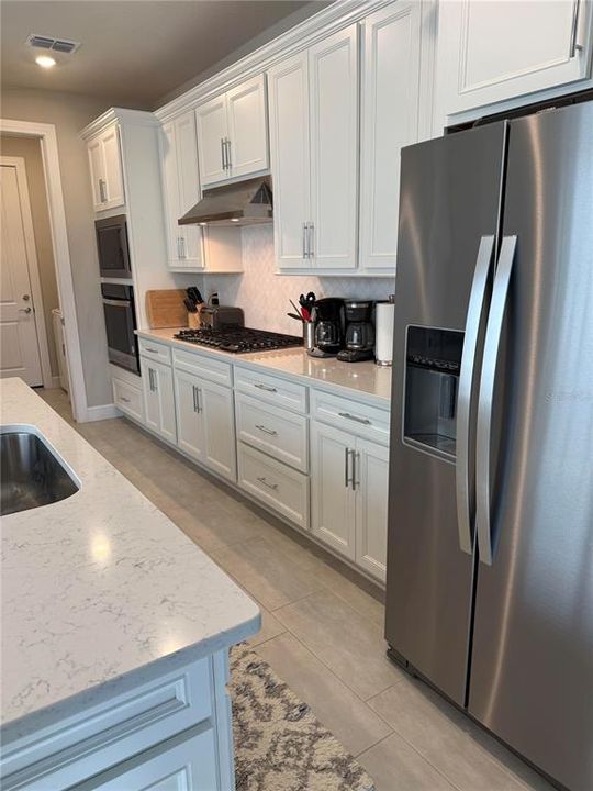 For Sale: $459,900 (2 beds, 2 baths, 1650 Square Feet)