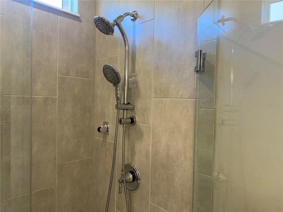 For Sale: $459,900 (2 beds, 2 baths, 1650 Square Feet)